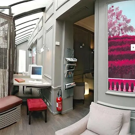 Cervantes By Happyculture Hotel 3*