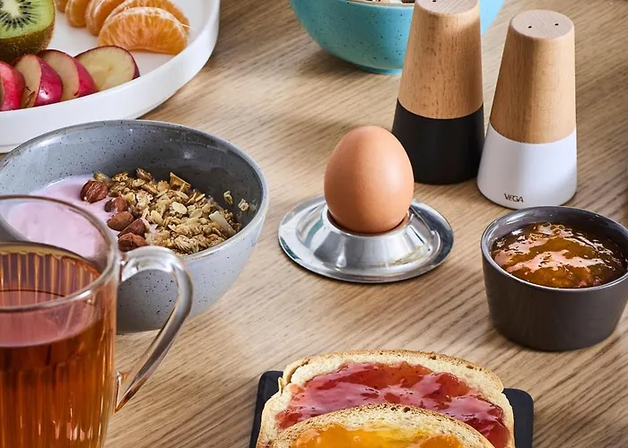 セルバンテス ハイ ハッピーカルチャー パリ