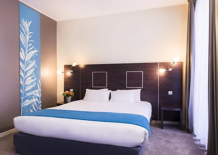 セルバンテス ハイ ハッピーカルチャー ホテル 3*