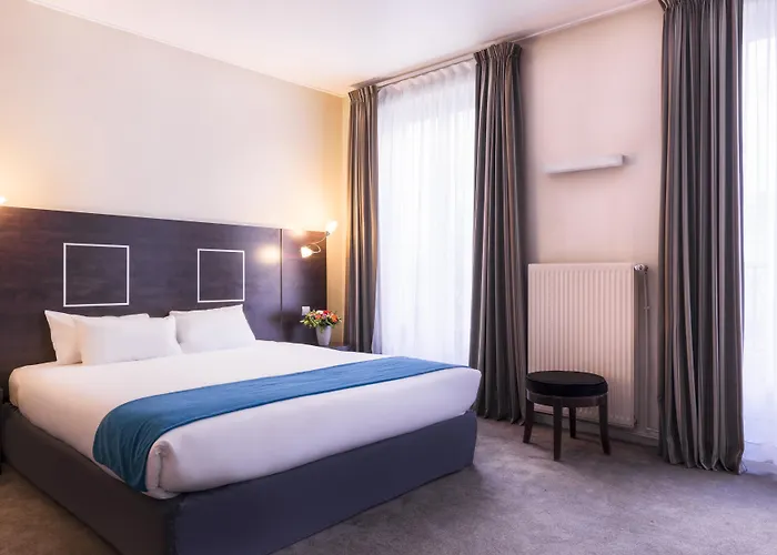 セルバンテス ハイ ハッピーカルチャー ホテル