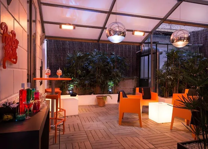 セルバンテス ハイ ハッピーカルチャー ホテル 3*